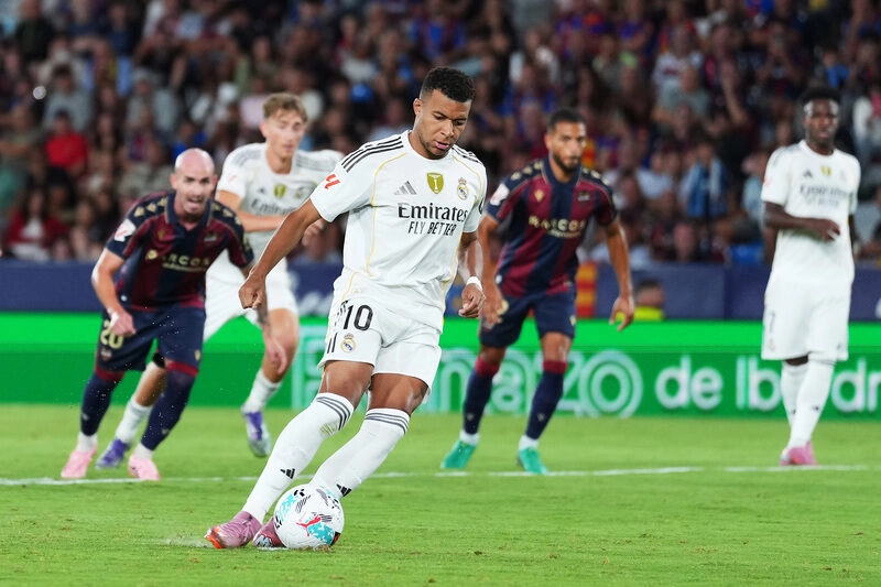 Soi kèo Real Madrid vs Levante - Vòng 20 La Liga